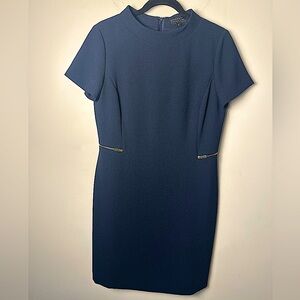 TAHARI ASL Women’s Blue Shift Dress with Gold Accented Zip Pockets Size 8P